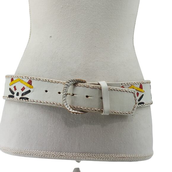 White Leather Cat Fish Stitched Belt Fun Artsy Funky Medium